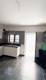 Master bedroom for rent - photo 2